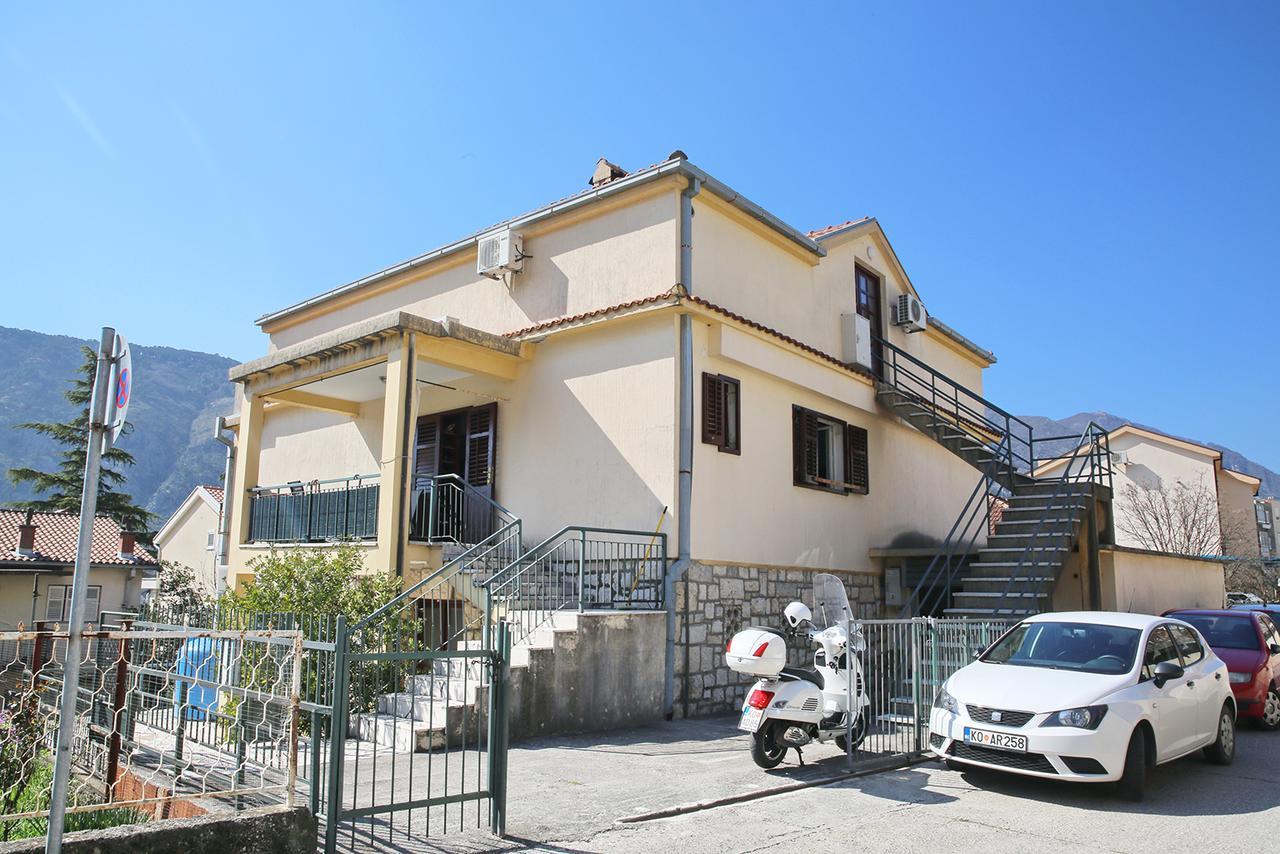 Loki Apartments Kotor Exterior photo