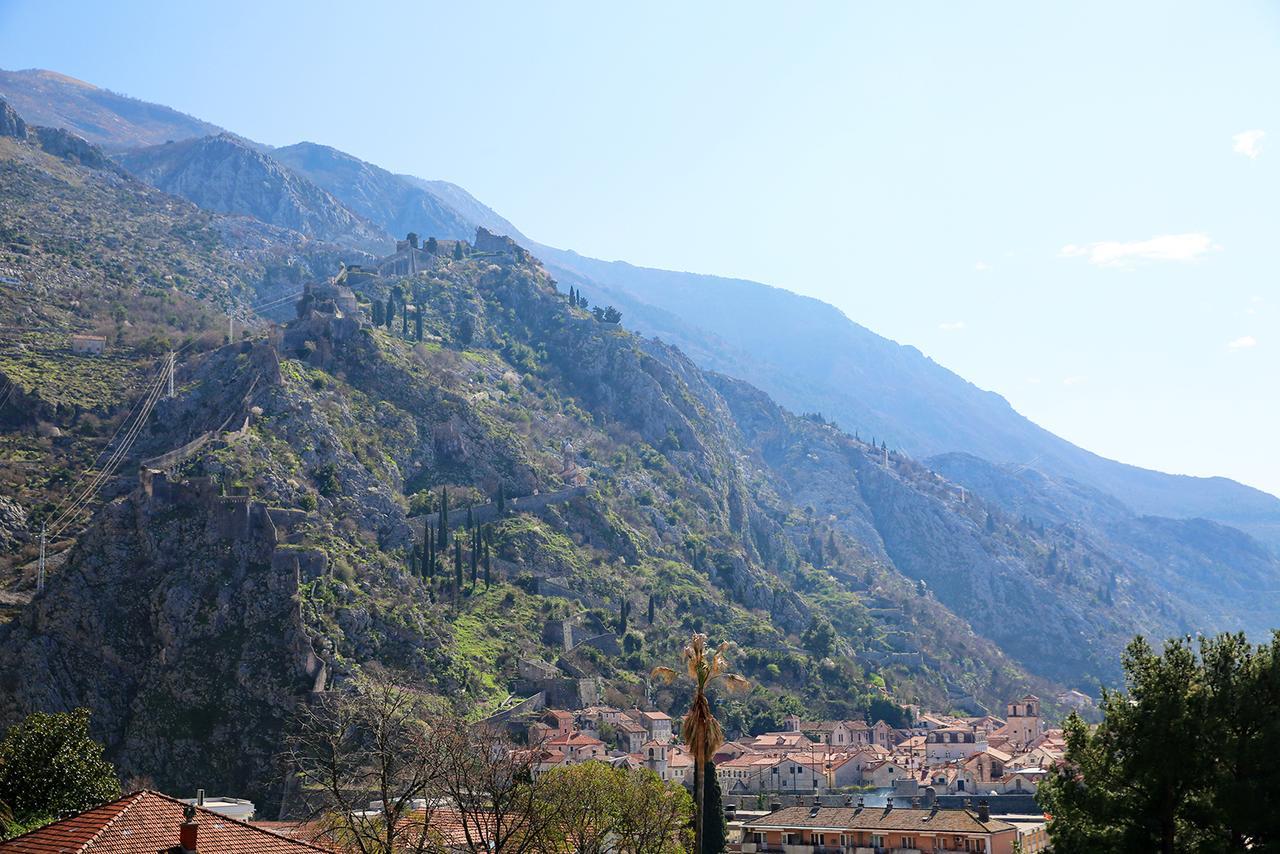 Loki Apartments Kotor Exterior photo